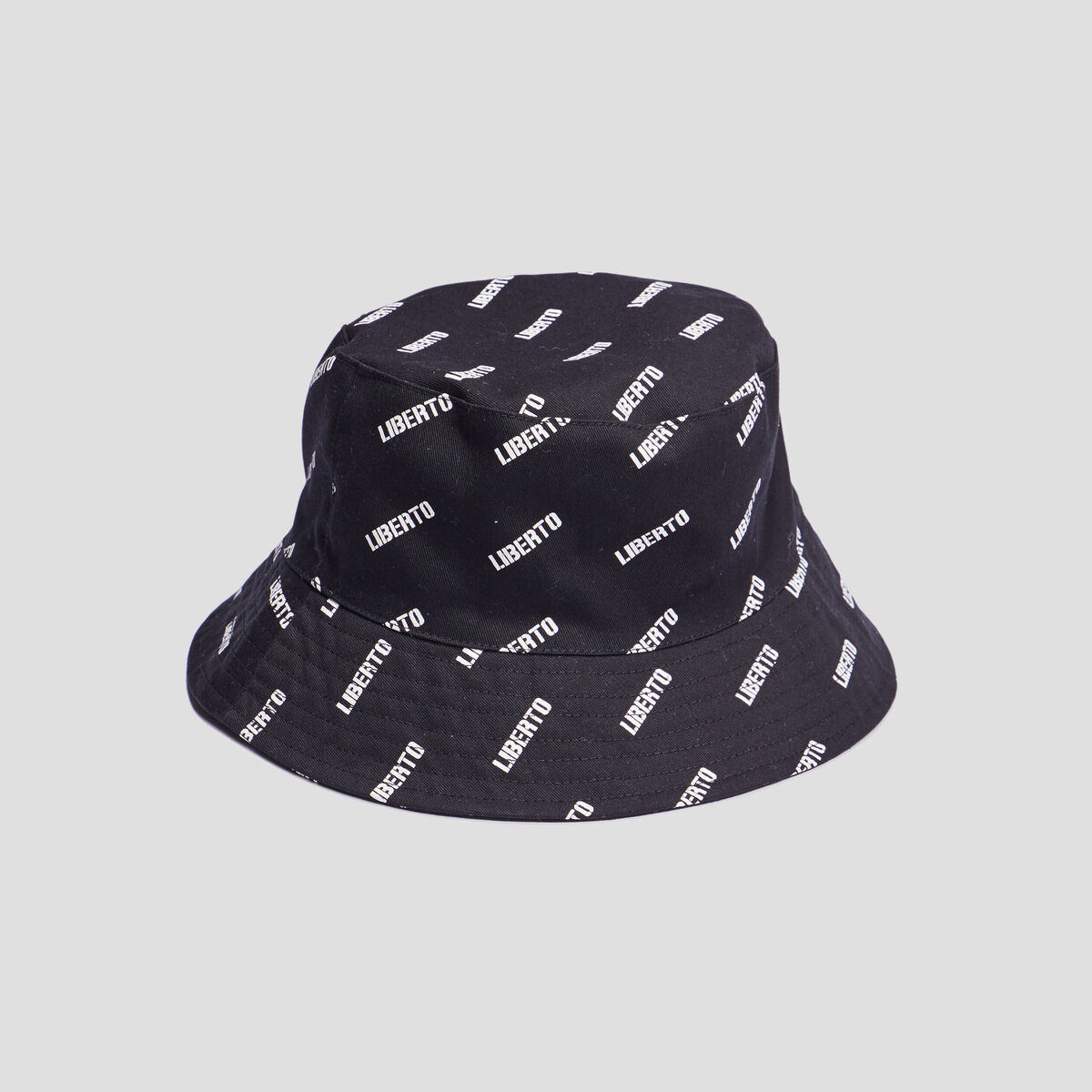 Bob Liberto noir homme