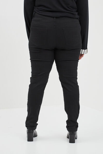 Pantalon slim noir femme grande taille