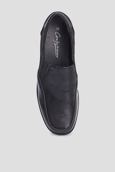 Loafers pied large Confortissimo noir femme