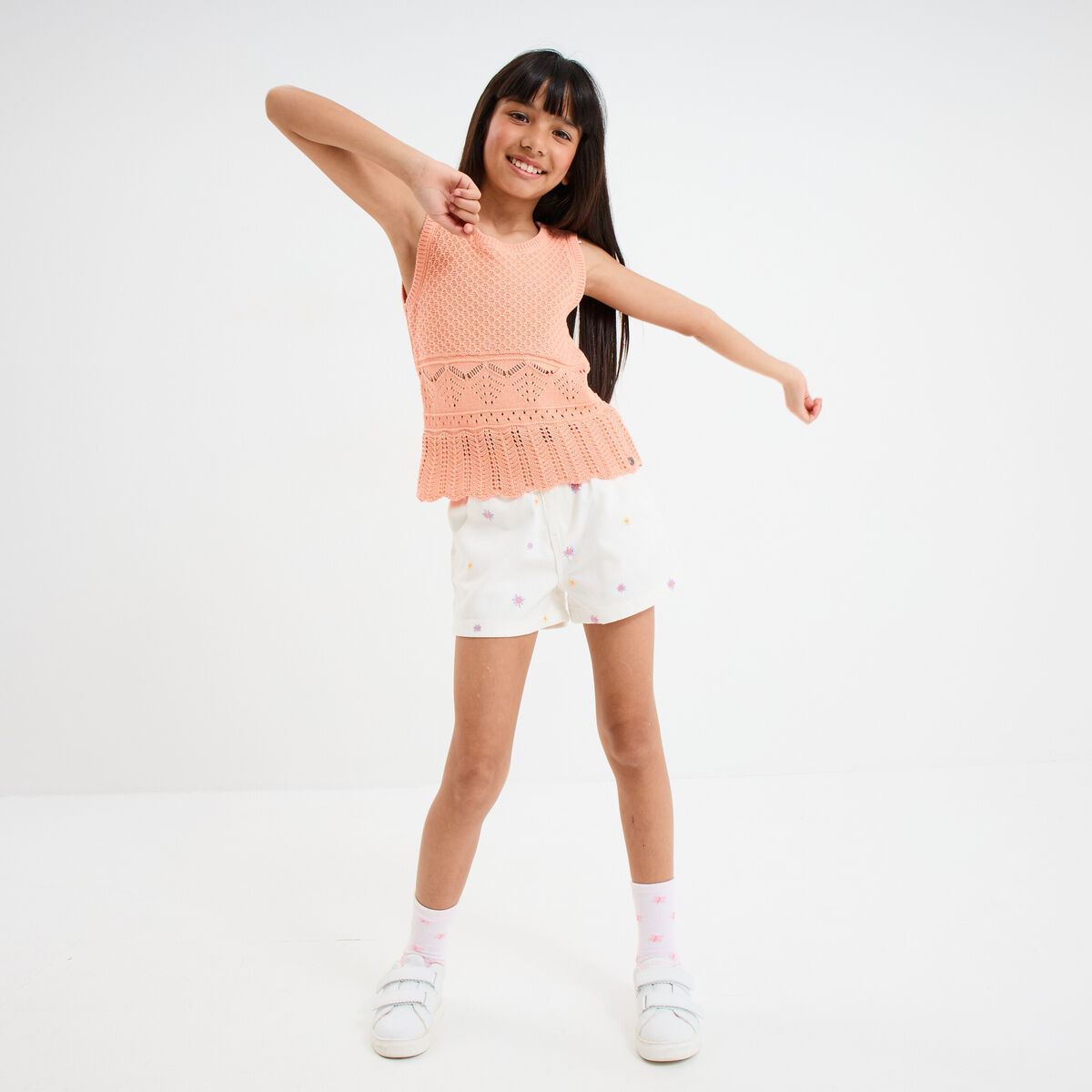 Débardeur tricot ajouré coton rose saumon fille