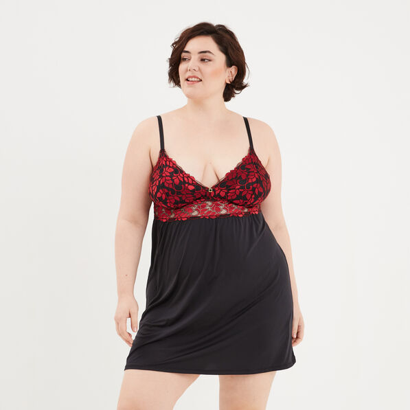 Nuisette dentelle et broderie rose framboise femme grande taille