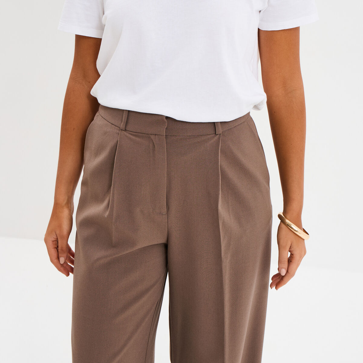 Pantalon large &agrave; pinces beige femme
