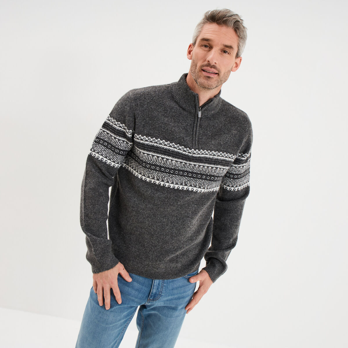 Pull camionneur jacquard manches longues gris fonc&eacute; homme