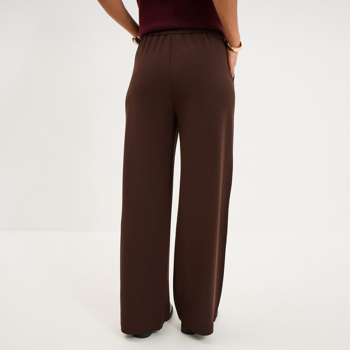 Pantalon &agrave; ponts flare effet cr&ecirc;pe marron fonc&eacute; femme
