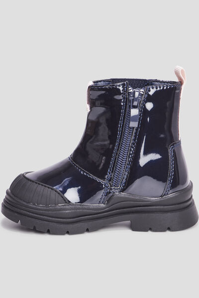 Bottines vernies crantées noir bébé fille