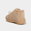 Chaussons botillons effet velours marron clair b&eacute;b&eacute; gar&ccedil;on