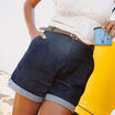 Short chino mom en jean ceintur&eacute; denim brut femme