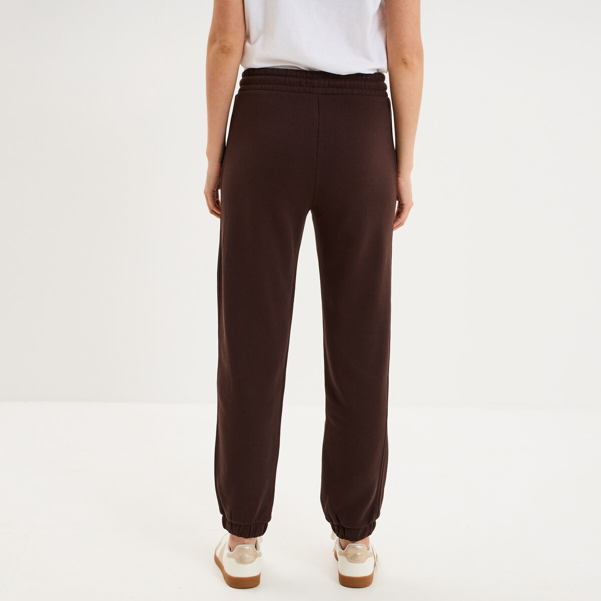 Pantalon de jogging molletonn&eacute; marron fonc&eacute; femme