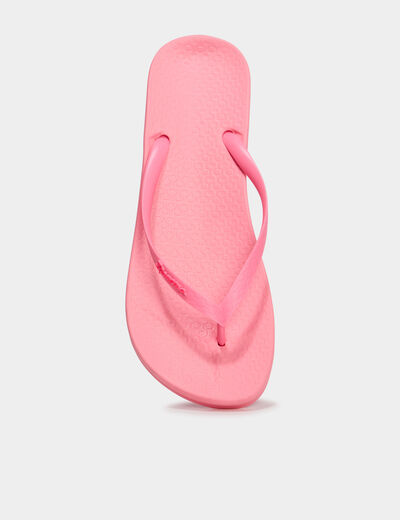 Tongs rose poudr&eacute;e femme