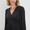 Robe portefeuille manches ballon satinée noir femme