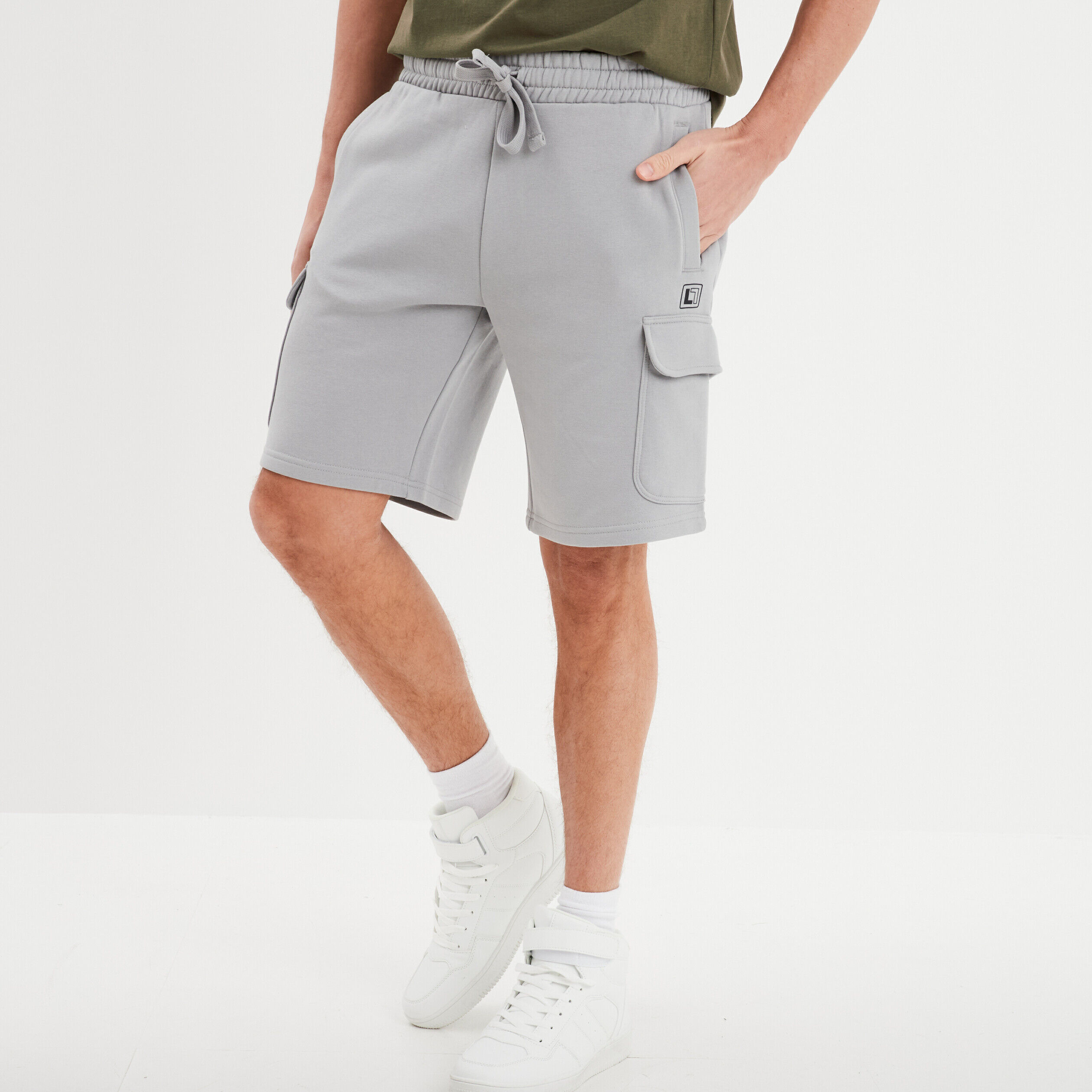 Bermuda de jogging avec poches côtés gris homme LIBERTO