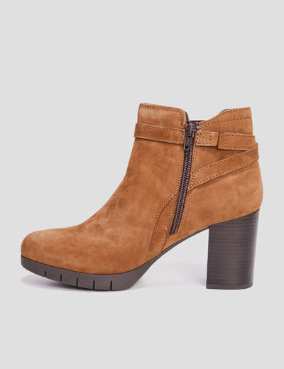 Bottines à talons avec chaînes en cuir marron femme