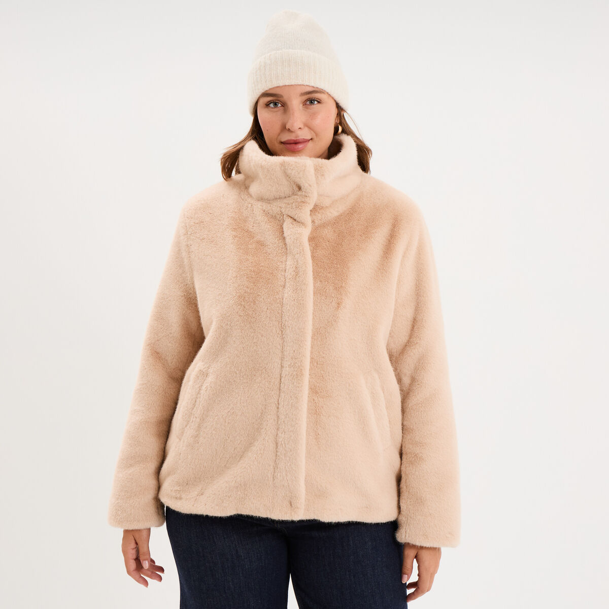 Veste fausse fourrure col montant beige femme grande taille