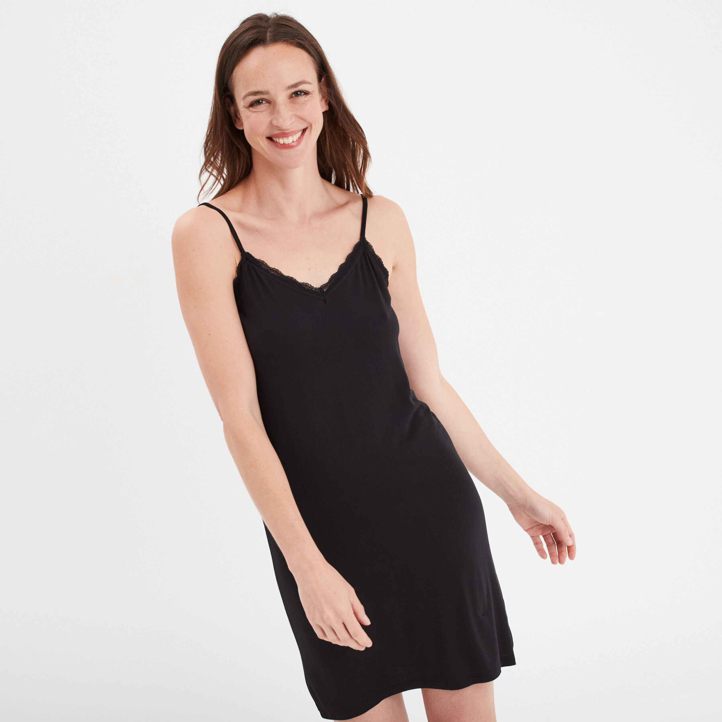 Nuisette courte à bretelles noir femme LH