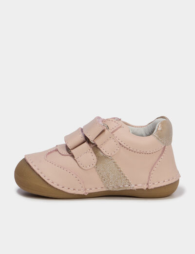 Bottillons &agrave; scratchs en cuir rose clair b&eacute;b&eacute; fille