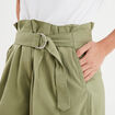 Short fluide droit vert kaki femme