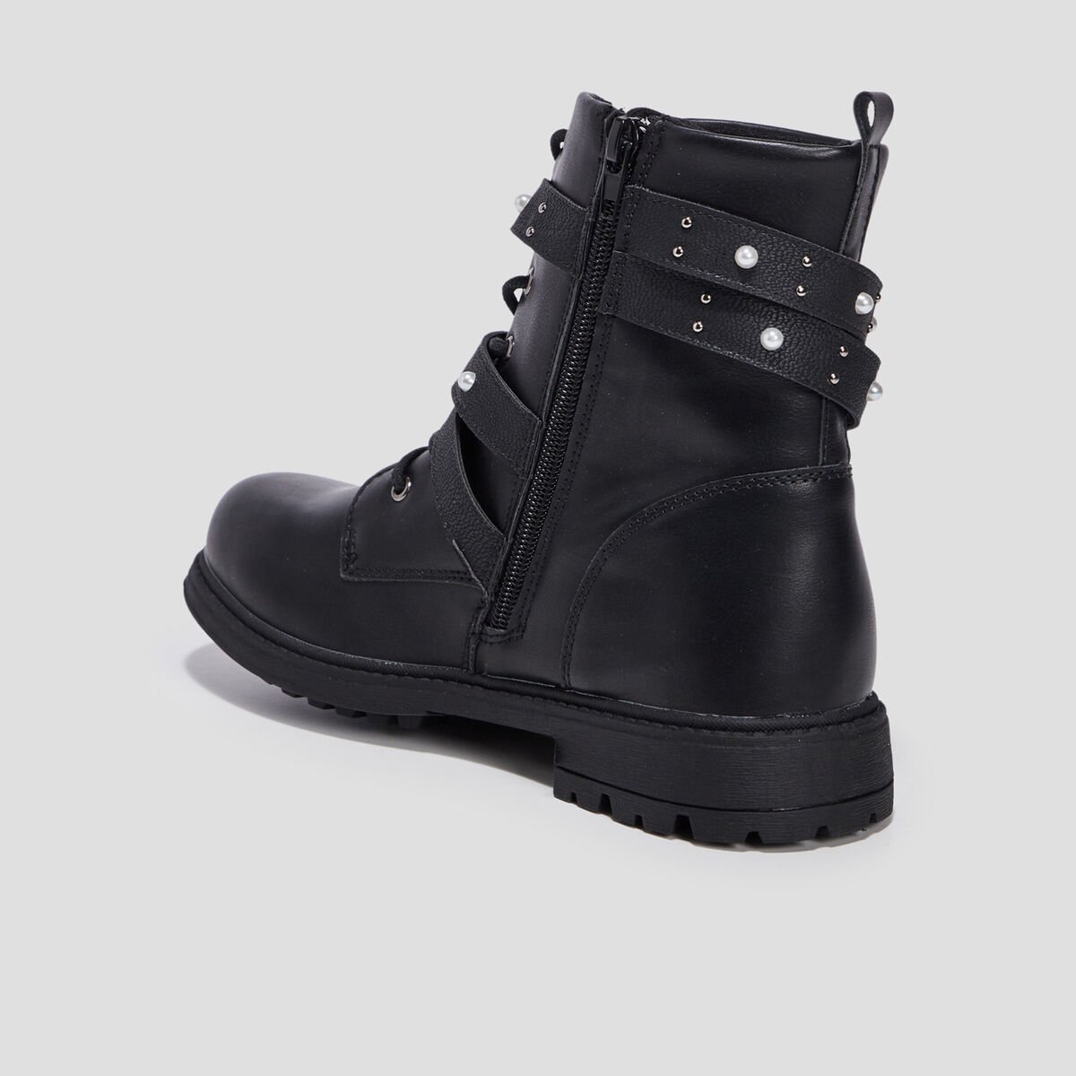 Bottines avec brides cloutées noir fille