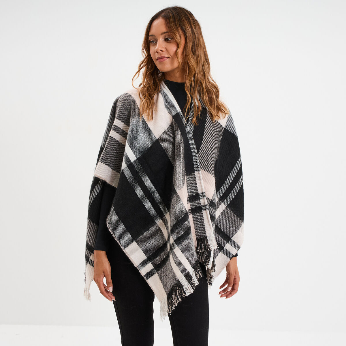 Poncho &agrave; franges mi-long noir femme
