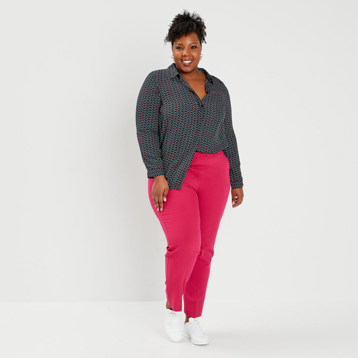 Chemise manches longues coupe ajustée noir femme grande taille