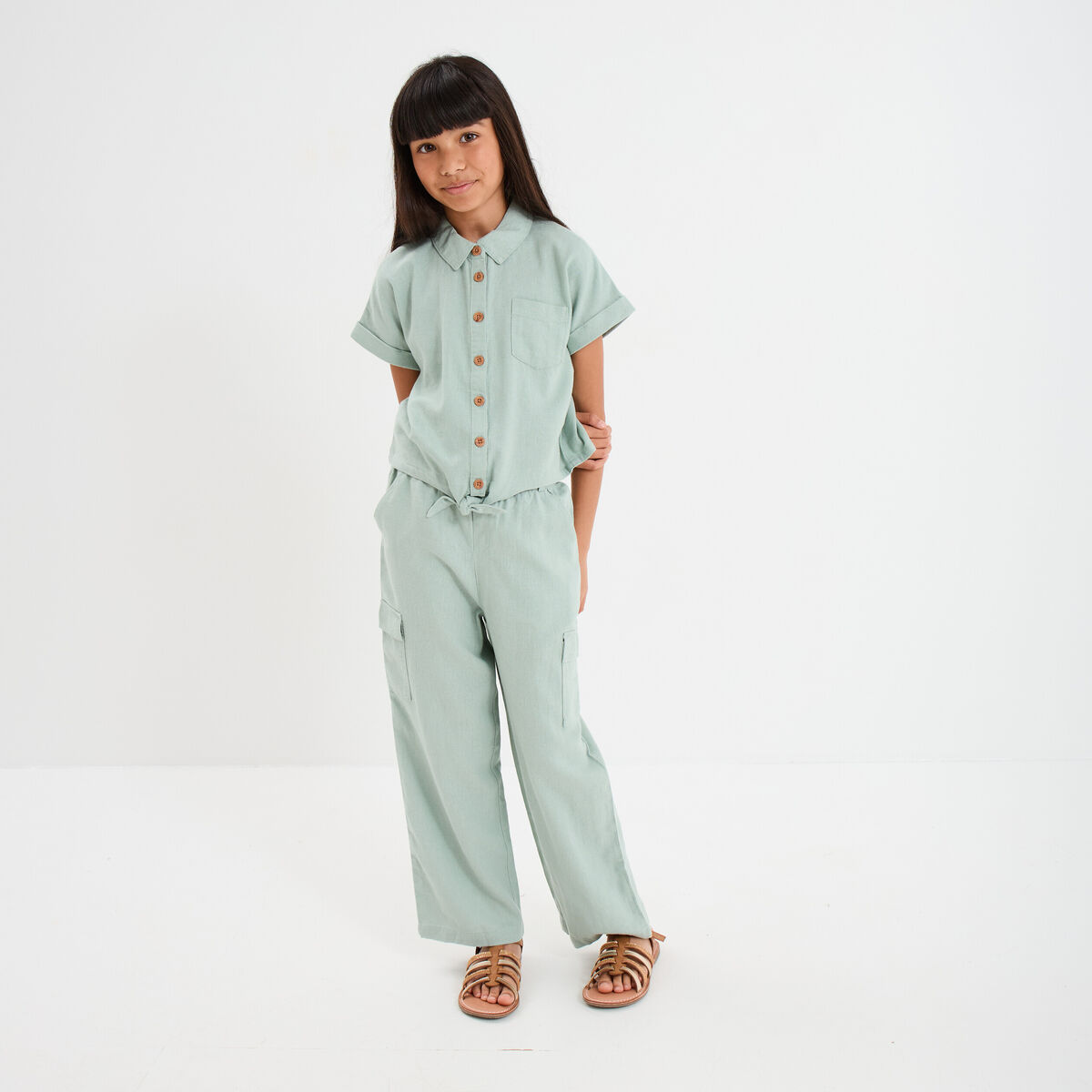 Chemise nouée manches courtes en lin vert pastel fille
