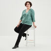 T-shirt manches 3/4 bandes ajourées vert femme grande taille