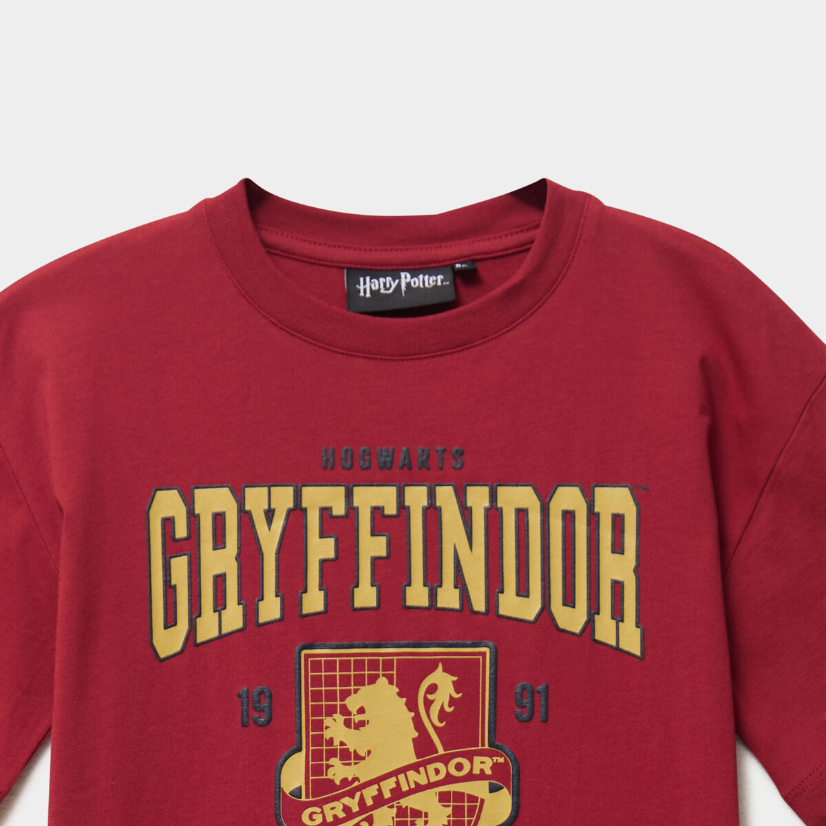 T-shirt col rond Gryffondor Harry Potter rouge fonc&eacute; gar&ccedil;on