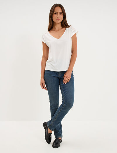 T-shirt col en V ajour&eacute; &eacute;paules et dos blanc femme