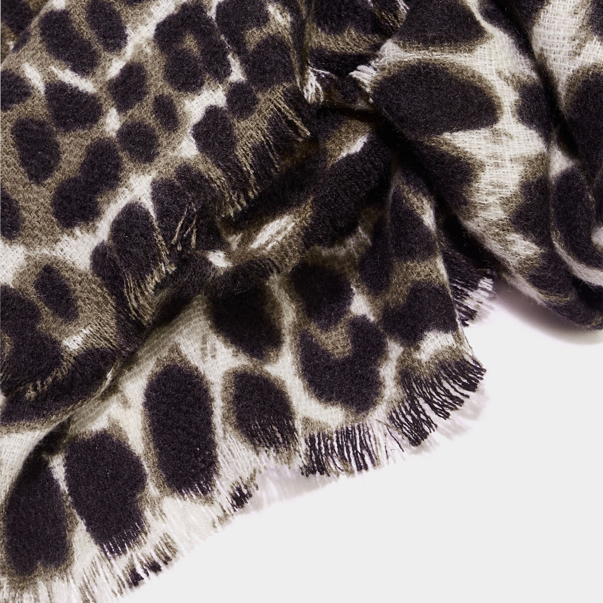 Foulard motif panthère gris femme