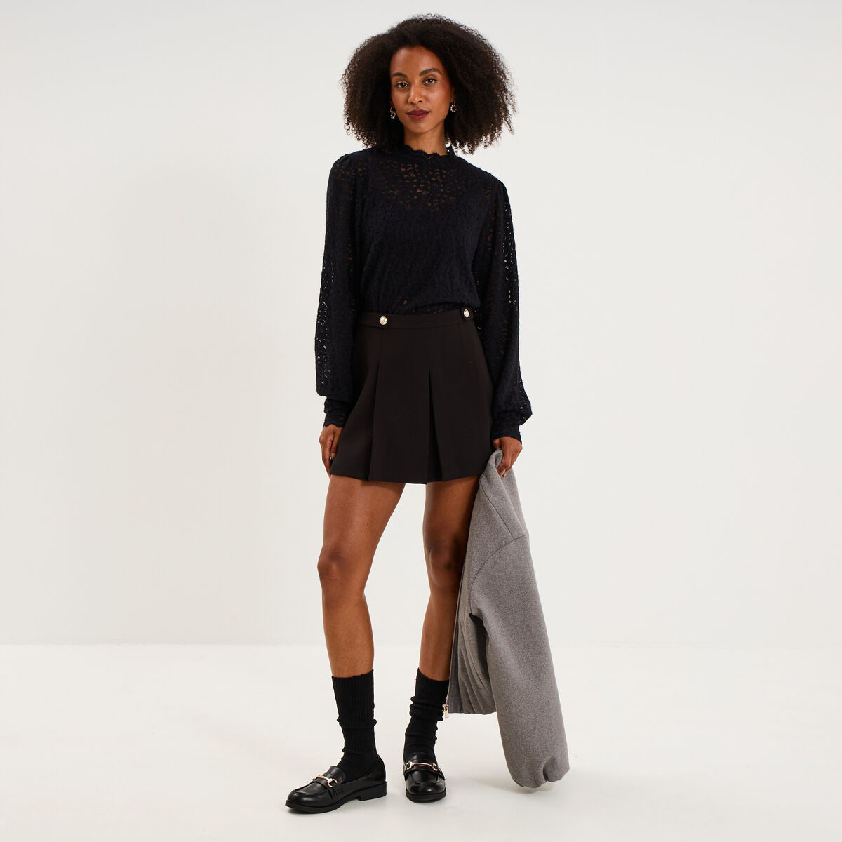 Blouse dentelle col montant noir femme
