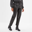 Pantalon simili cuir taille élastiquée noir femme