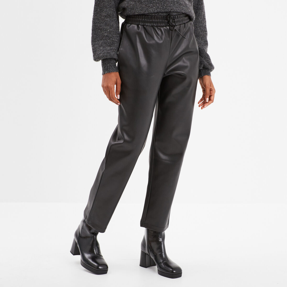 Pantalon simili cuir taille élastiquée noir femme