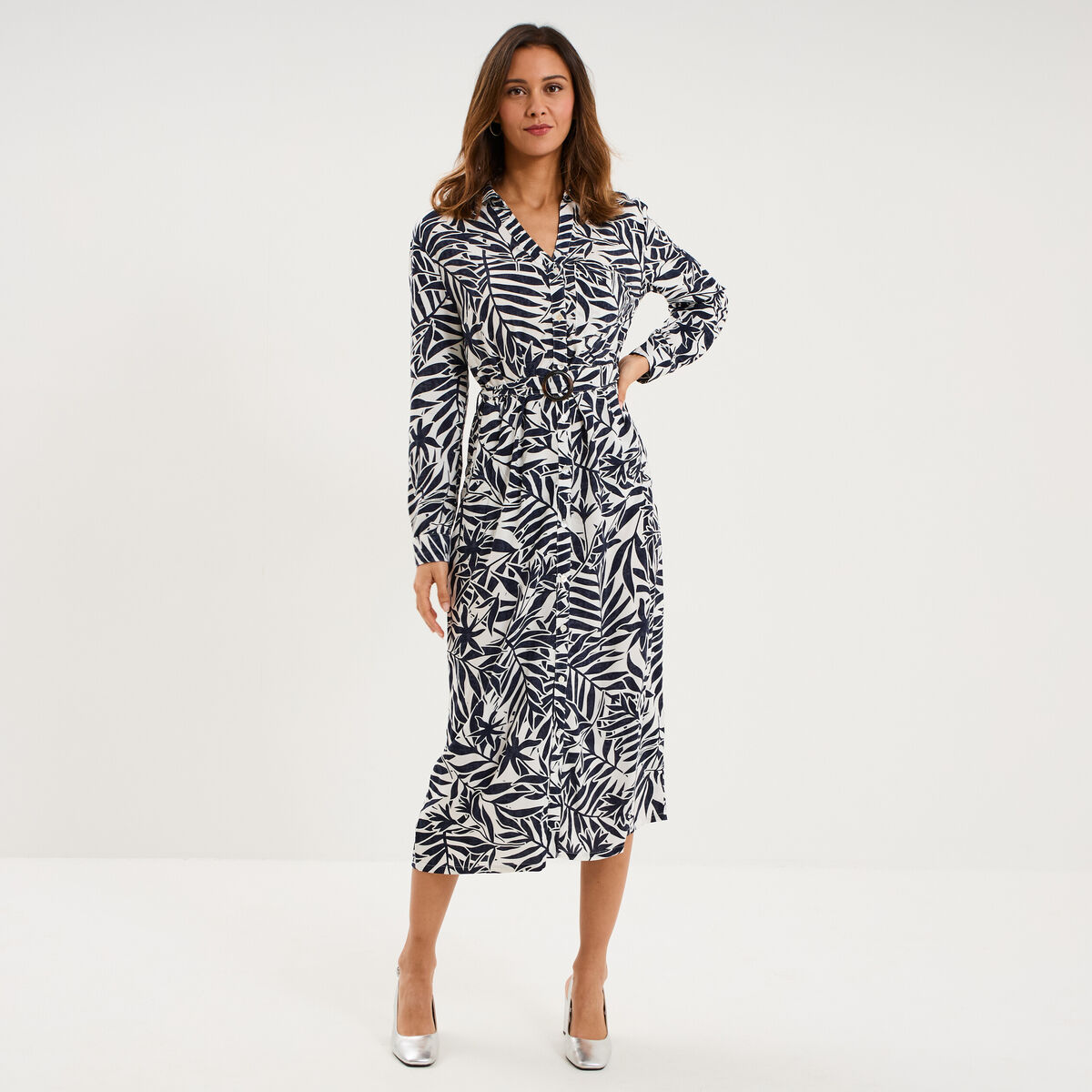 Robe chemise longue ceintur&eacute;e ecru femme