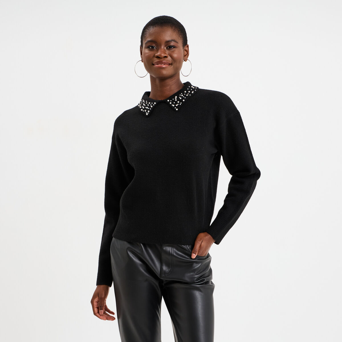 Pull col chemise strass et perles noir femme