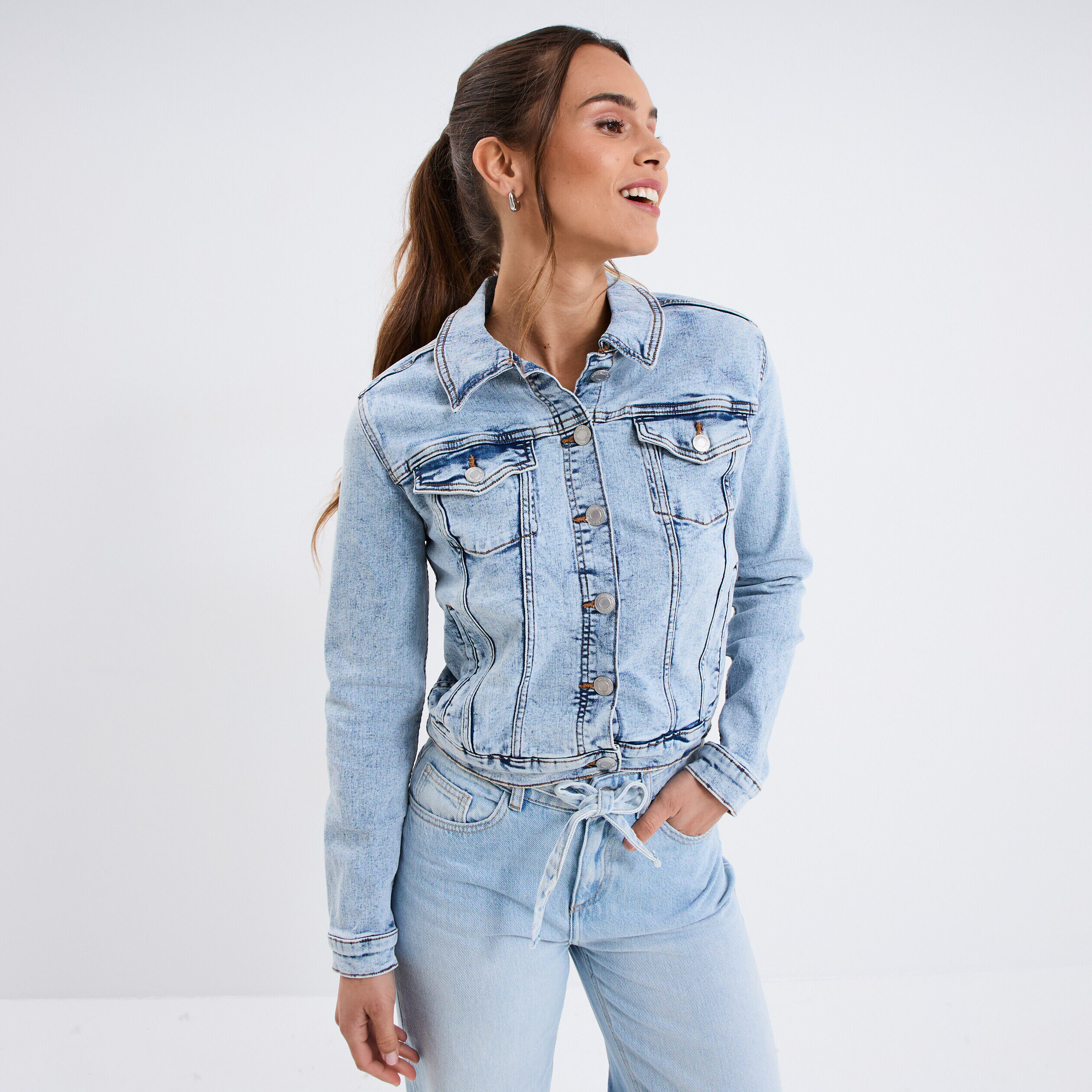 Veste en jean ajustée boutonnée denim double stone femme LH