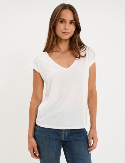 T-shirt col en V ajour&eacute; &eacute;paules et dos blanc femme