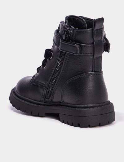 Boots crant&eacute;es avec boucles coeur noir b&eacute;b&eacute; fille