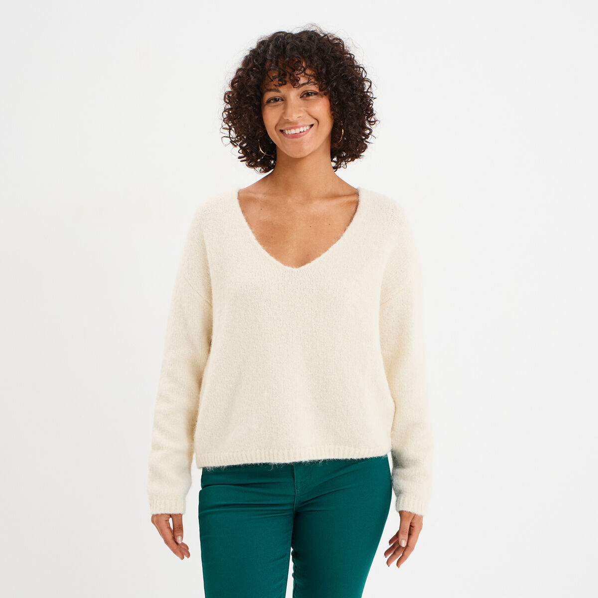Pull col en V manches longues ecru femme