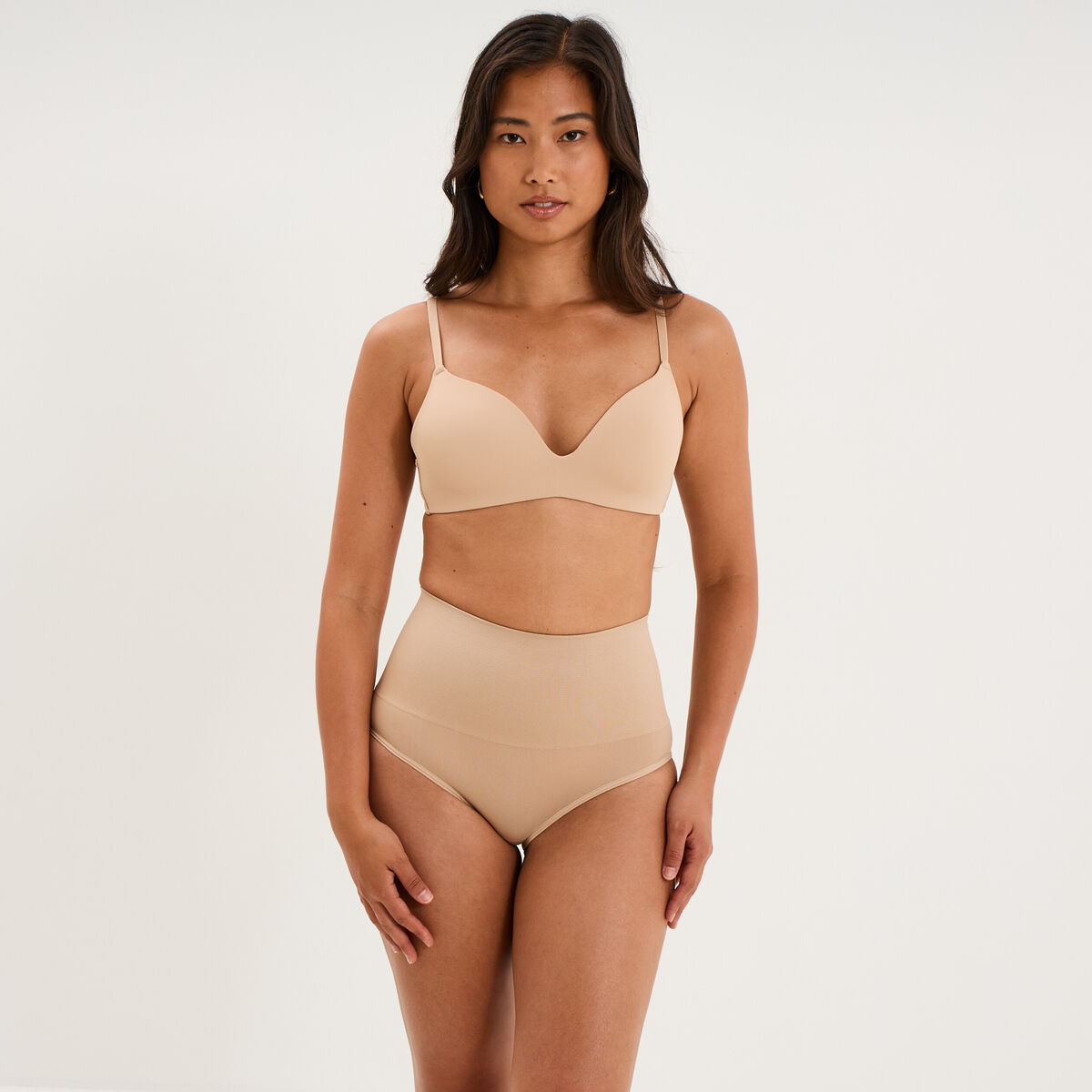 Culotte gainante sans couture beige femme