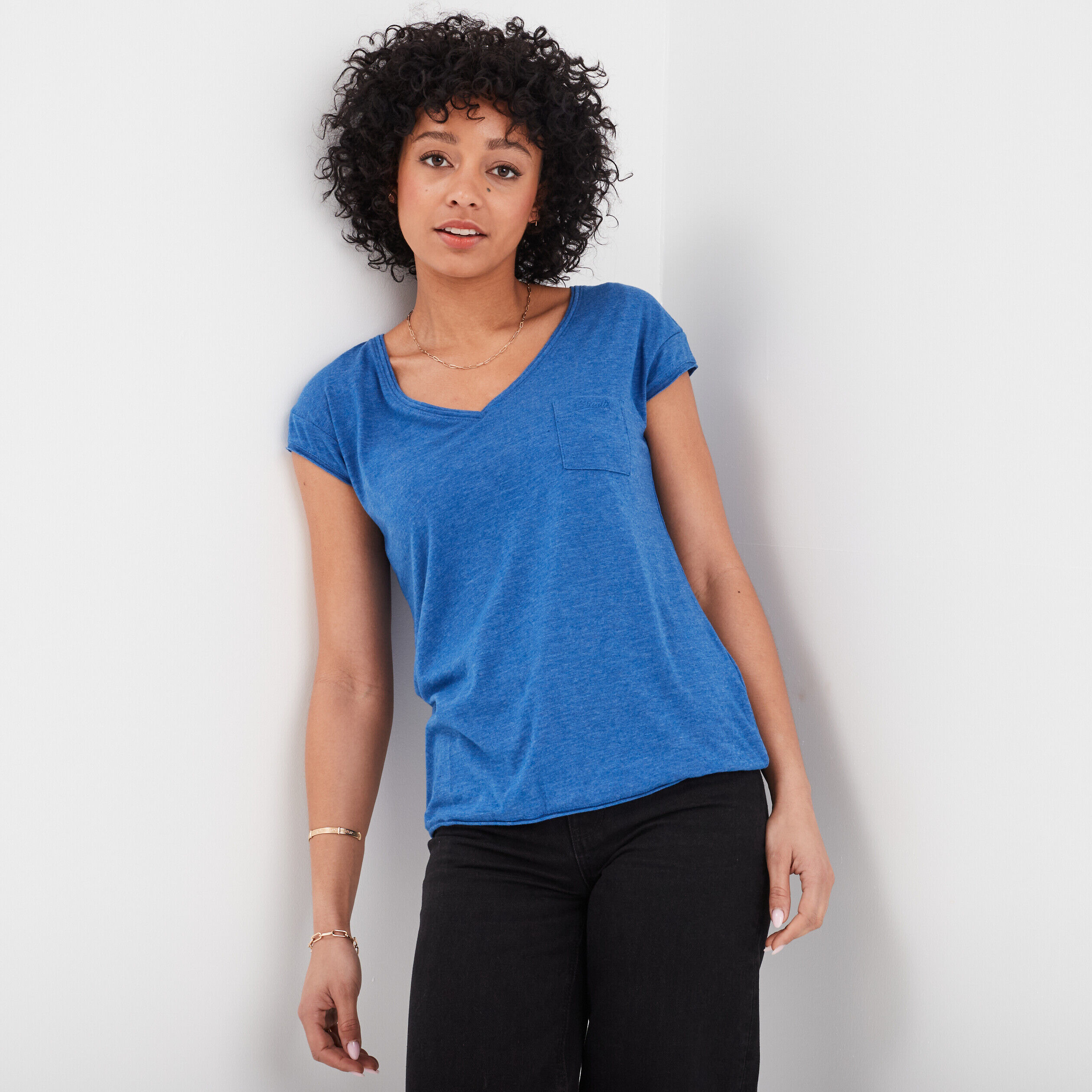 T-shirt col v poche poitrine Creeks bleu roi femme CREEKS