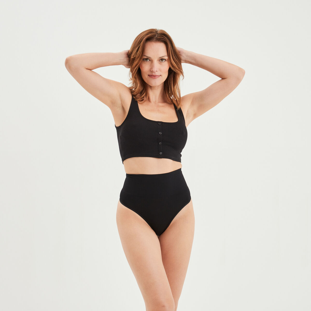 String gainant taille haute noir femme