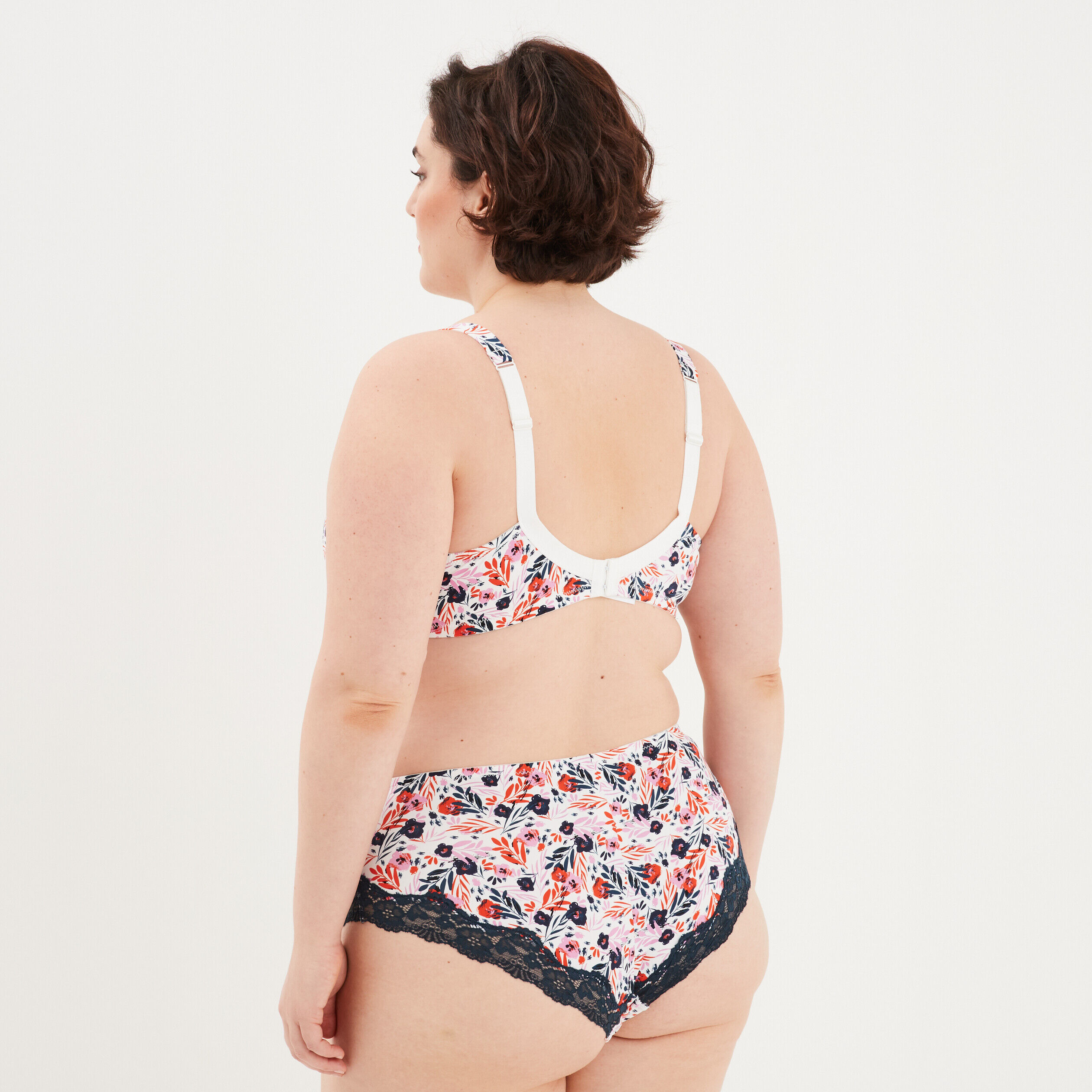 Bon prix sous store vetement grande taille