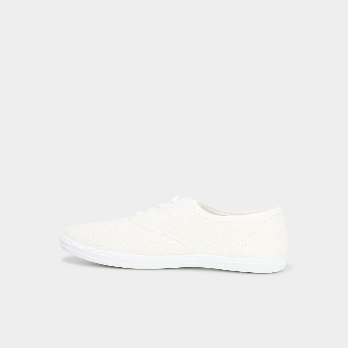 Tennis basses à lacets en toile blanc femme