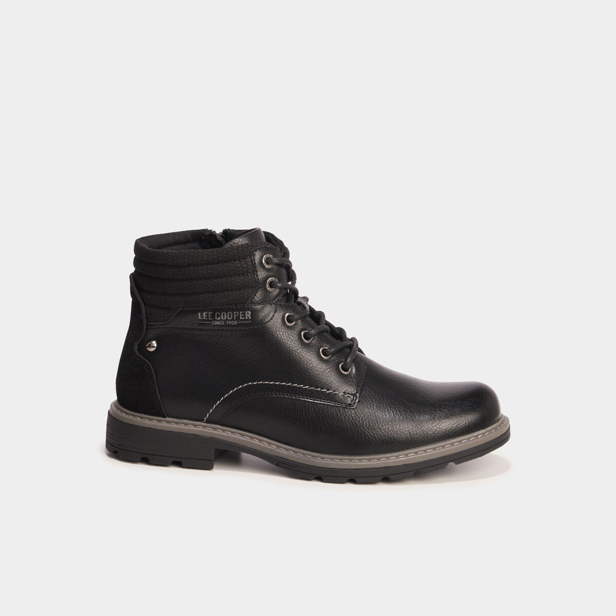 Bottines montantes crant&eacute;es zipp&eacute;es noir homme