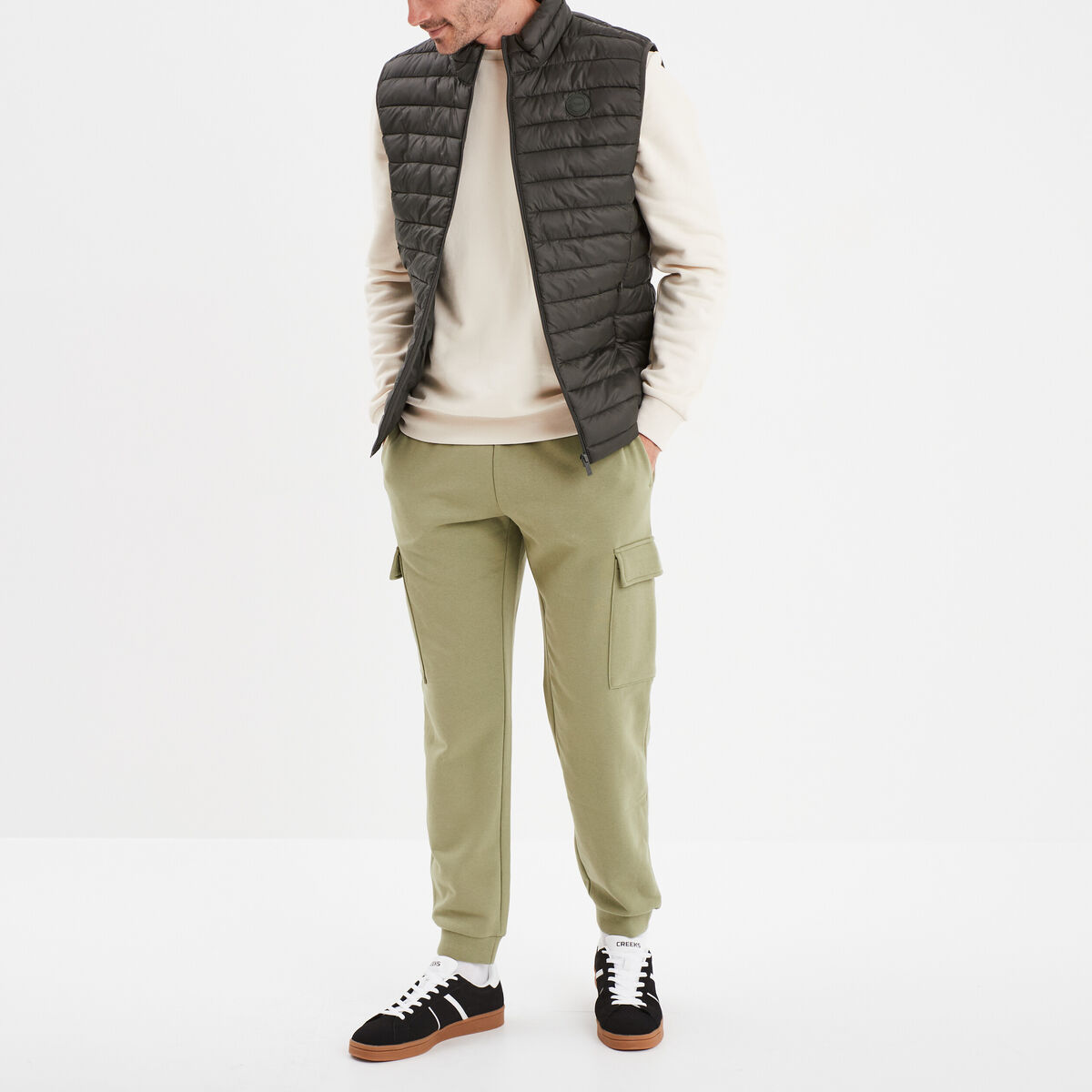 Pantalon jogging cargo poches latérales vert kaki homme