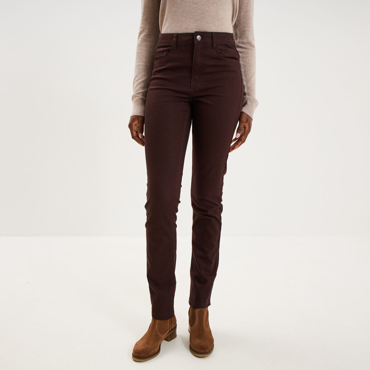 Pantalon slim stretch marron fonc&eacute; femme
