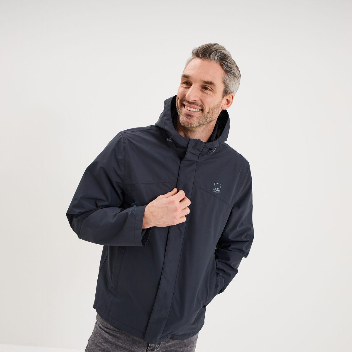 Blouson coupe-vent imperm&eacute;able &agrave; capuche bleu fonc&eacute; homme