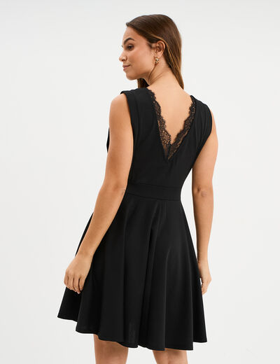 Robe patineuse longueur midi noir femme