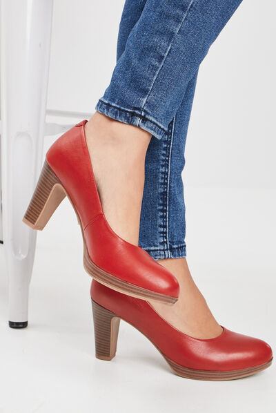 Escarpins à talons en cuir rouge femme