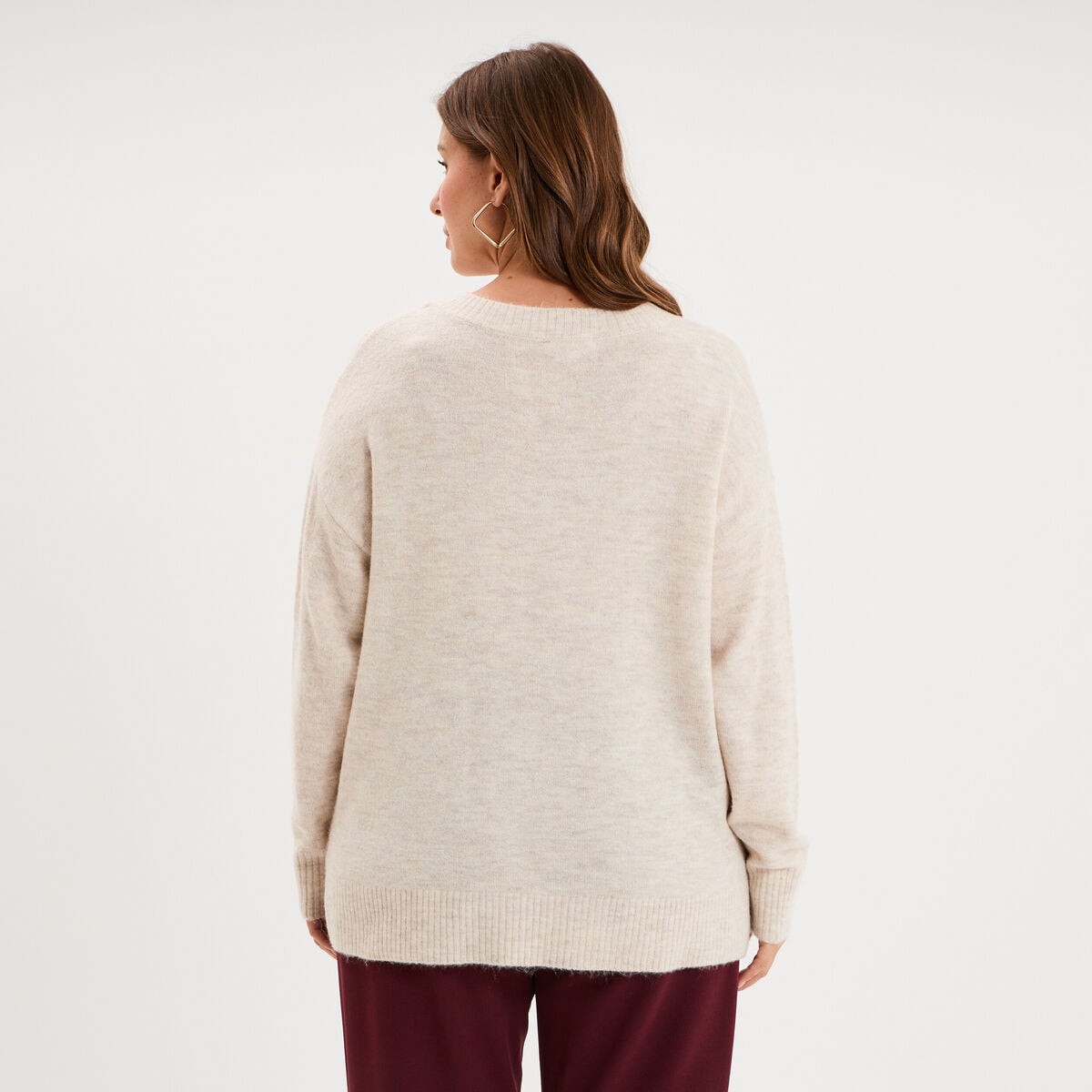 Pull droit col en V manches longues ecru femme grande taille