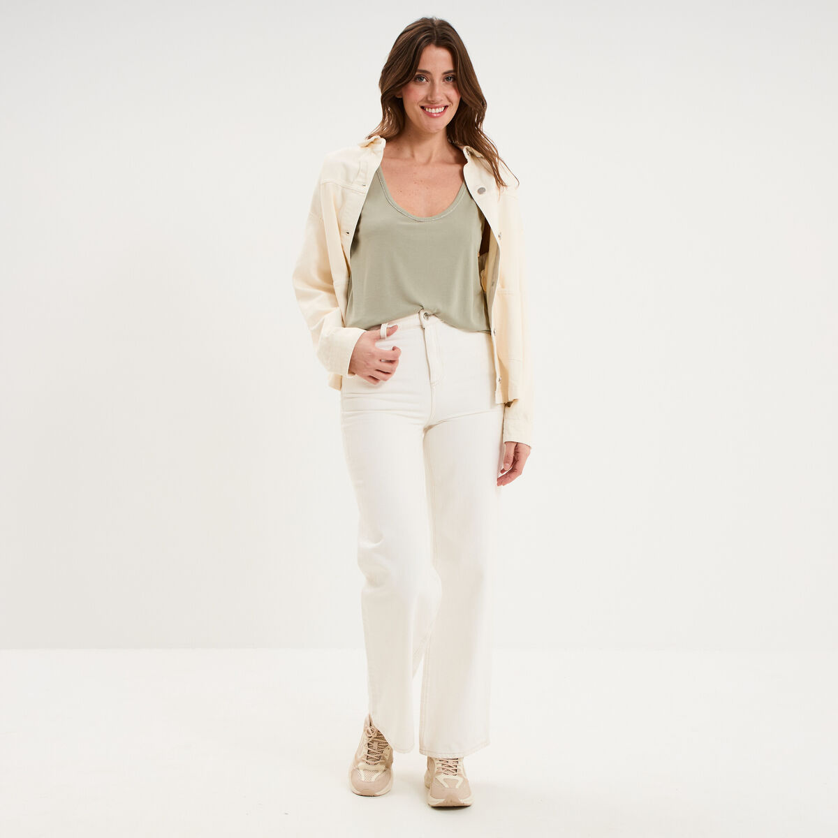 D&eacute;bardeur col U sans manches vert kaki femme